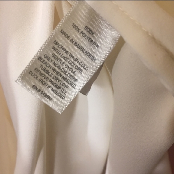Larry Levine Twisted White Blouse - Picture 6 of 7